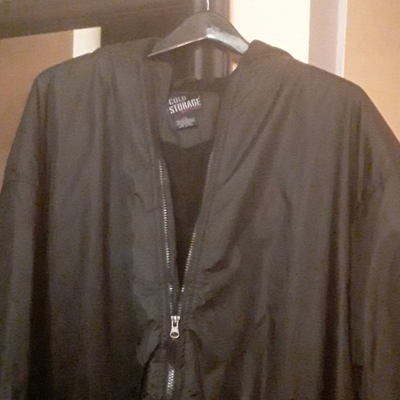 Large jacket - Picture 2 of 3